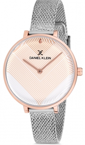 Daniel Klein  DK12049-4