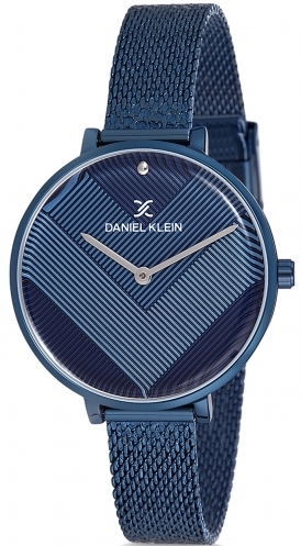 Daniel Klein  DK12049-6